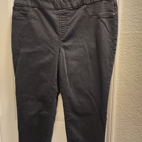 Chico's Black Sequins Jegging Ankle 16R - Picture 1 of 3